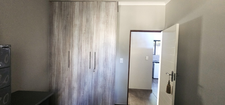 To Let 2 Bedroom Property for Rent in Modderfontein A H North West